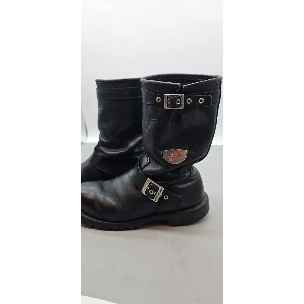 Red Wing Shoes Black Leather Motorcycle size 8 Boots Vibram Lug Sole Buckle